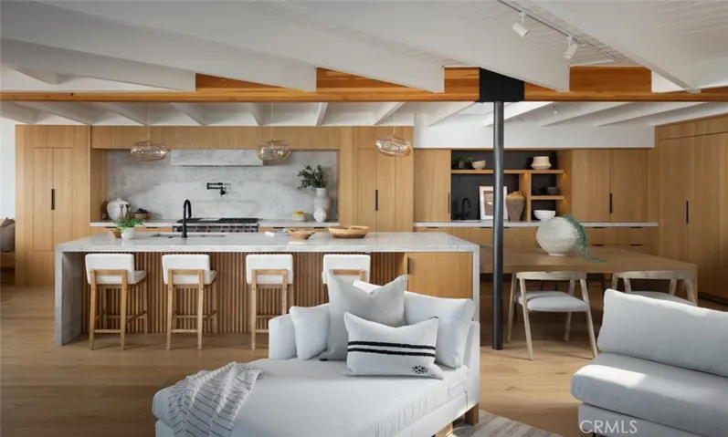 2604 Victoria Drive, Laguna Beach, California 92651