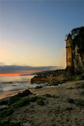 2604 Victoria Drive, Laguna Beach, California 92651