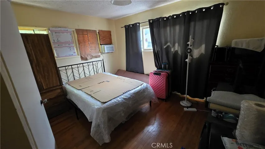15358 Gault Street, Van Nuys, California 91406