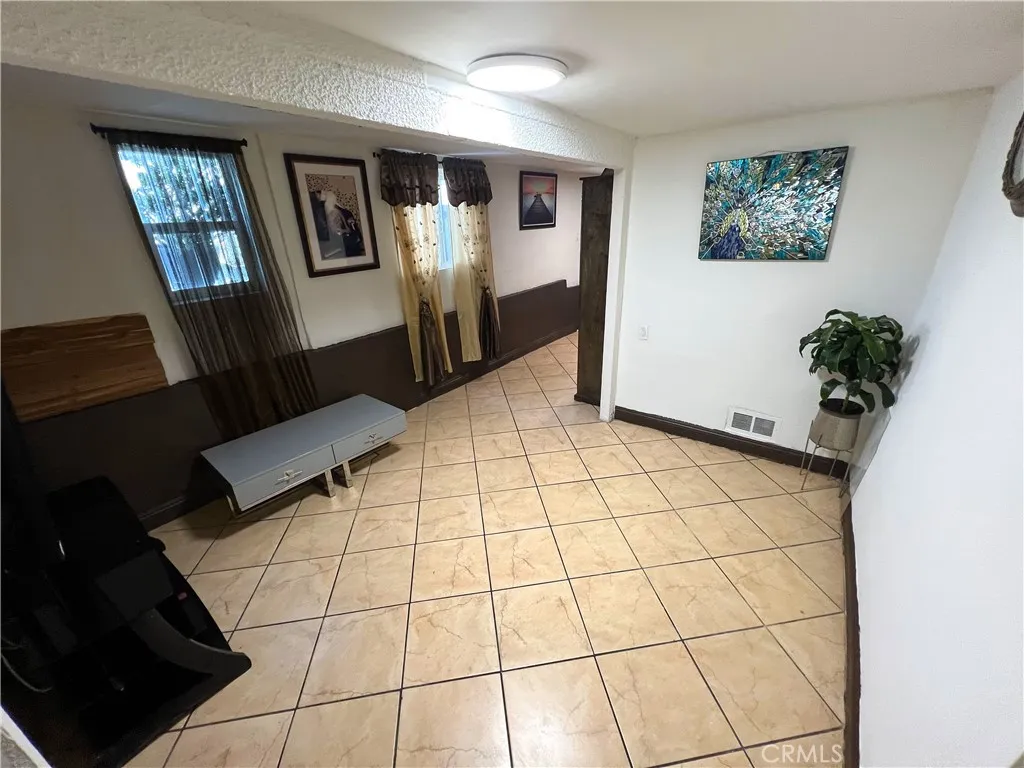 1708 E 3rd Street, Los Angeles, California 90033 home-pic-10