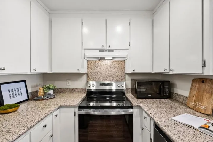1453 Alma Loop, San Jose, California 95125