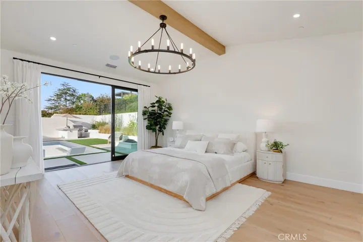 2812 Carob Street, Newport Beach, California 92660