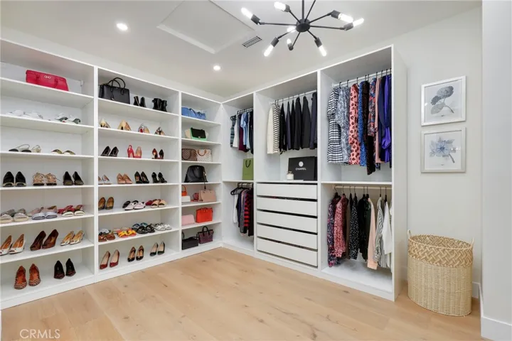 2812 Carob Street, Newport Beach, California 92660