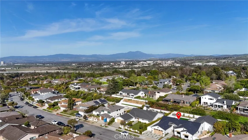 2812 Carob Street, Newport Beach, California 92660