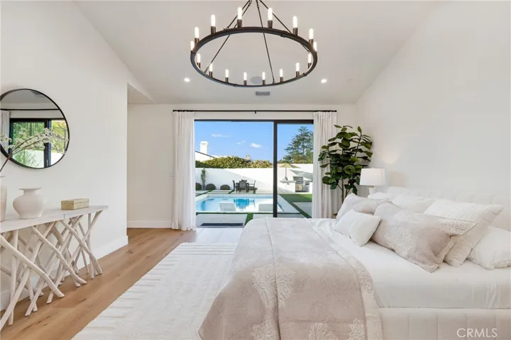 2812 Carob Street, Newport Beach, California 92660