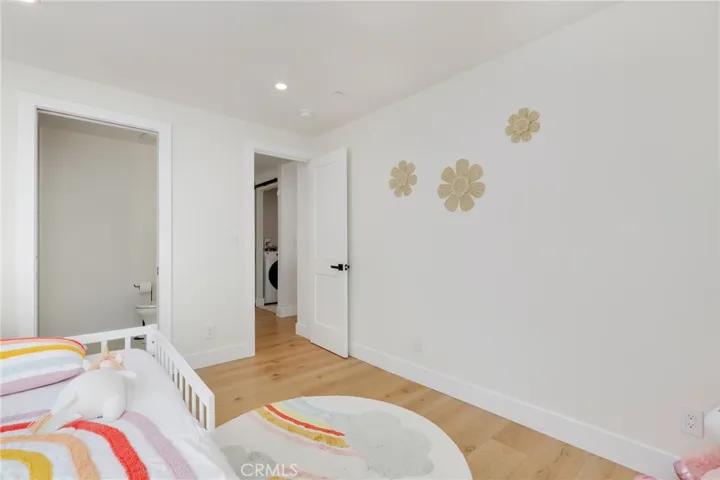 2812 Carob Street, Newport Beach, California 92660