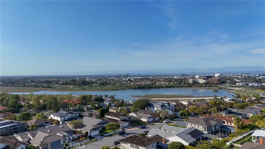 2812 Carob Street, Newport Beach, California 92660