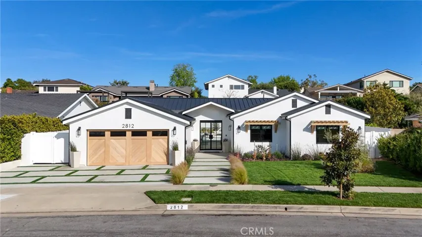 2812 Carob Street, Newport Beach, California 92660