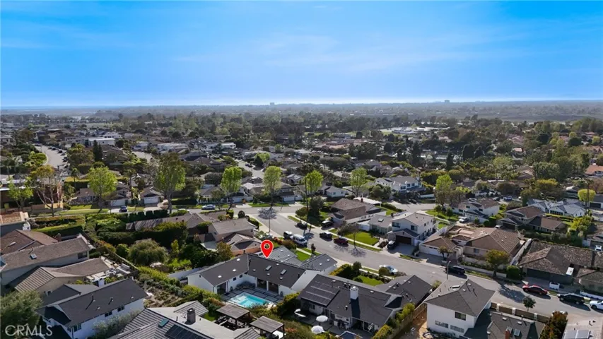 2812 Carob Street, Newport Beach, California 92660
