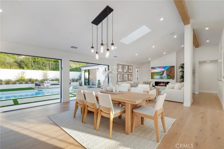 2812 Carob Street, Newport Beach, California 92660