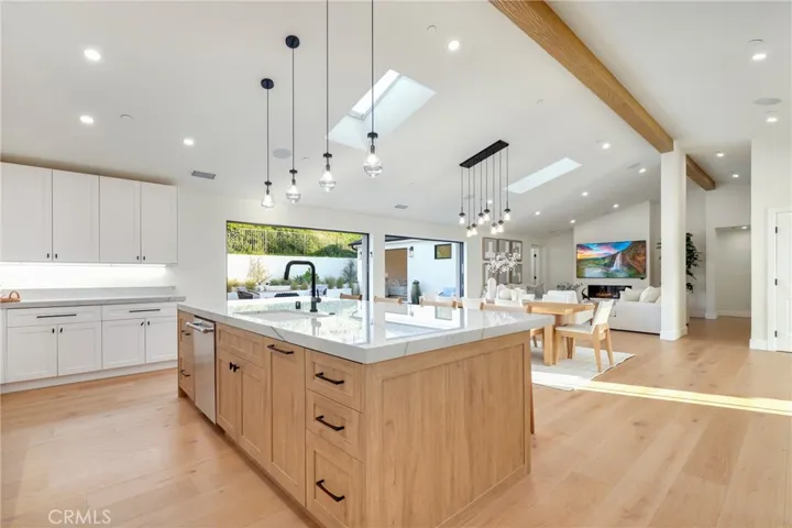 2812 Carob Street, Newport Beach, California 92660
