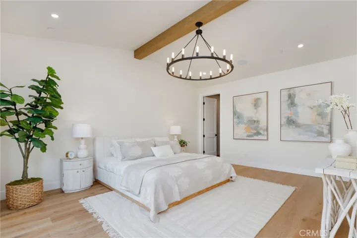 2812 Carob Street, Newport Beach, California 92660