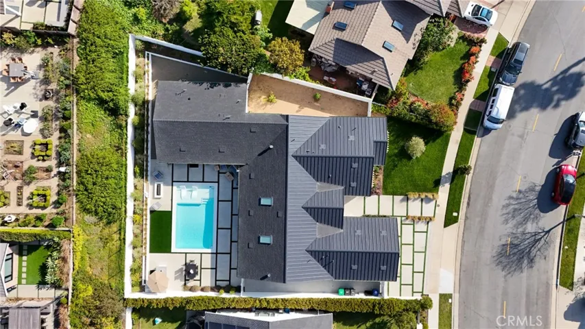 2812 Carob Street, Newport Beach, California 92660