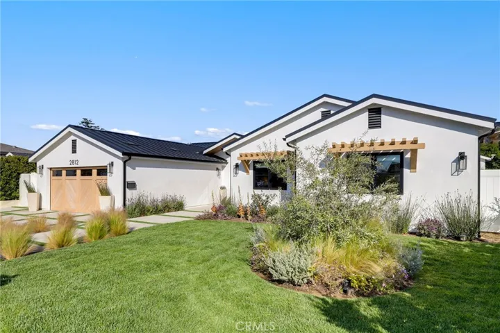 2812 Carob Street, Newport Beach, California 92660