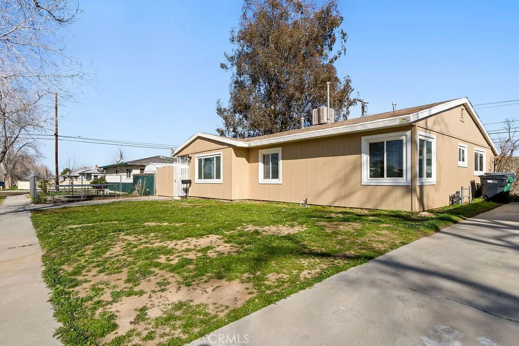 44152 Elm Avenue, Lancaster, California 93534 home-pic-2