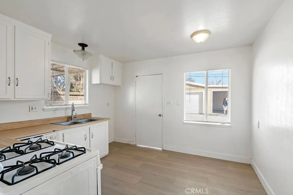 44152 Elm Avenue, Lancaster, California 93534 home-pic-8