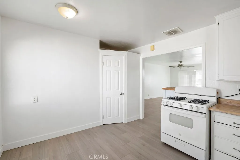 44152 Elm Avenue, Lancaster, California 93534 home-pic-9