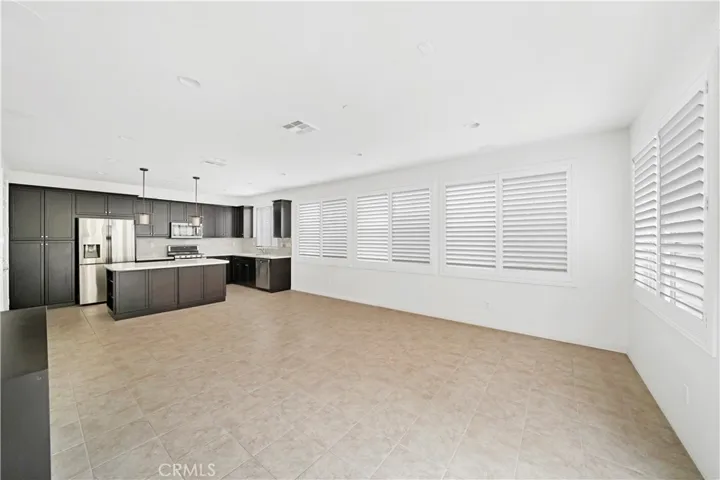 115 Bright Poppy, Irvine, California 92618