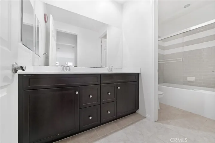 115 Bright Poppy, Irvine, California 92618