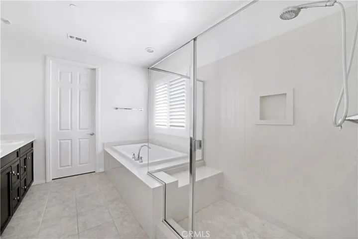 115 Bright Poppy, Irvine, California 92618