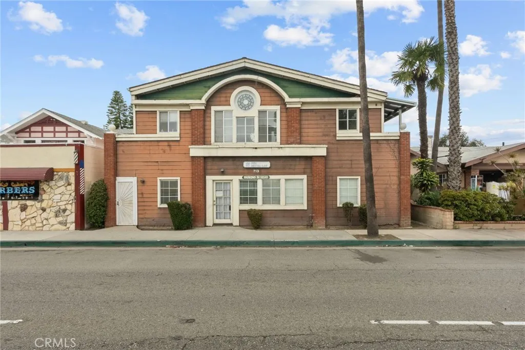 713 S Anaheim Boulevard, Anaheim, California 92805 home-pic-0
