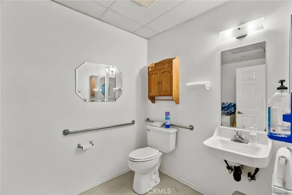 713 S Anaheim Boulevard, Anaheim, California 92805 home-pic-14