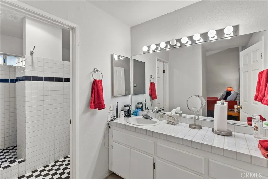 713 S Anaheim Boulevard, Anaheim, California 92805 home-pic-28