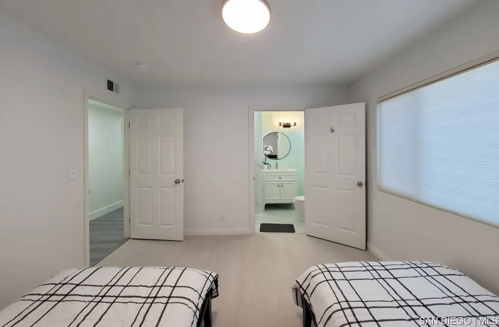 , Fountain Valley, California 92708 home-pic-34