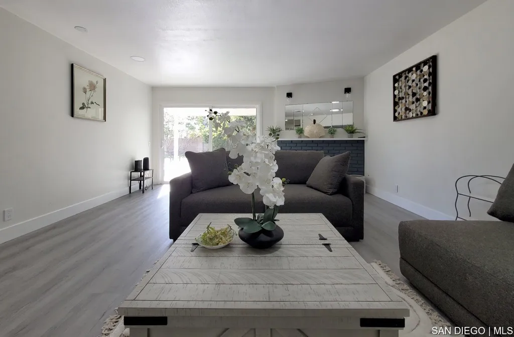 , Fountain Valley, California 92708 home-pic-10