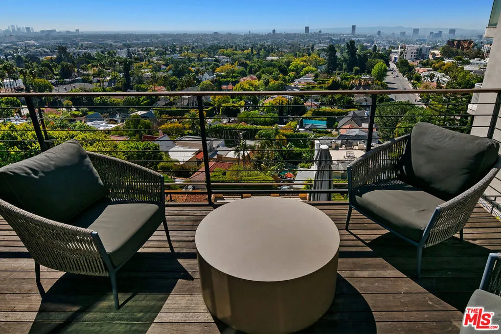 7874 Fareholm Drive, Los Angeles, California 90046 home-pic-34