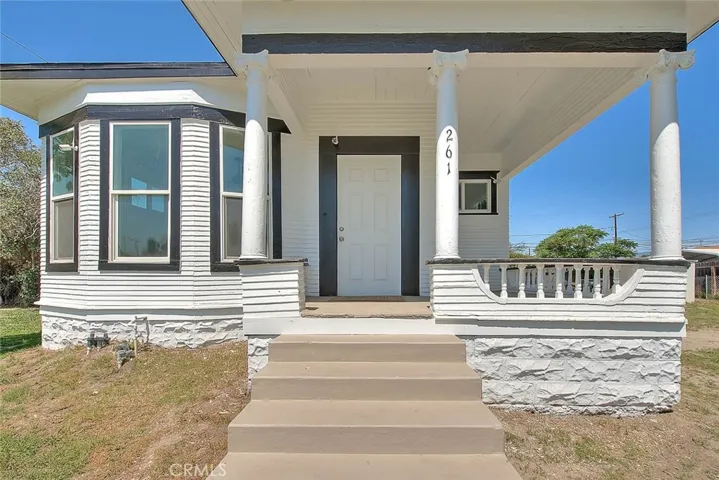 261 E C Street, Colton, California 92324