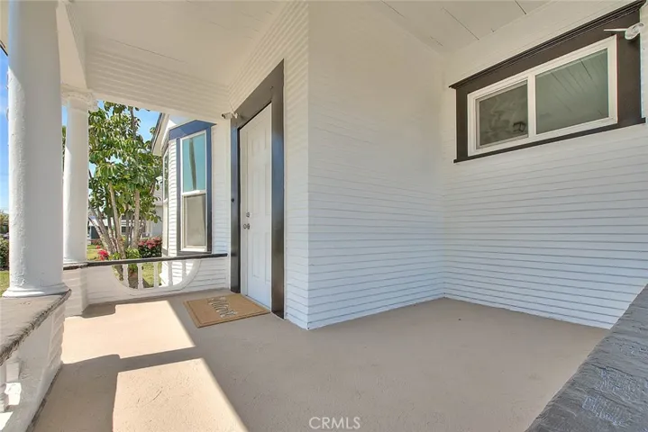 261 E C Street, Colton, California 92324