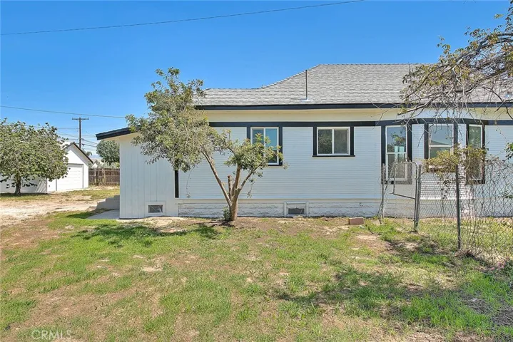 261 E C Street, Colton, California 92324