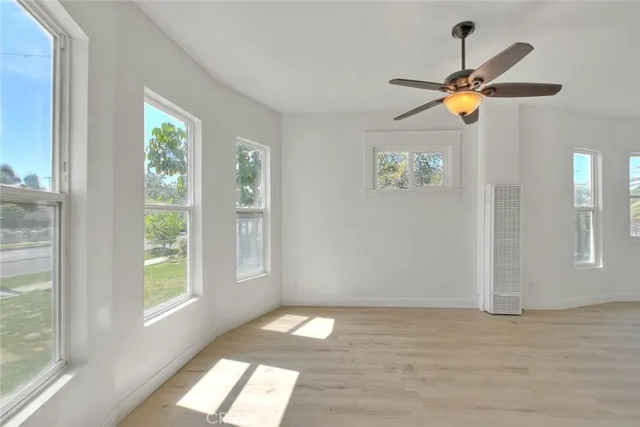 261 E C Street, Colton, California 92324