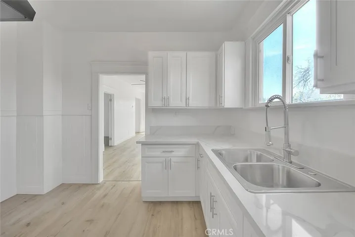 261 E C Street, Colton, California 92324