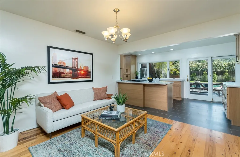 5874 Freeman Avenue, La Crescenta, California 91214 home-pic-16