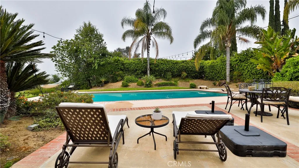 12698 La Solana Drive, Redlands, California 92373 home-pic-47