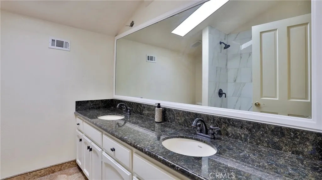 12698 La Solana Drive, Redlands, California 92373 home-pic-37