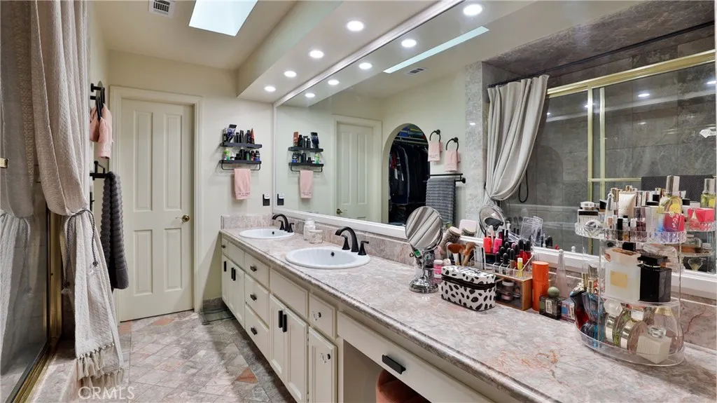 12698 La Solana Drive, Redlands, California 92373 home-pic-27