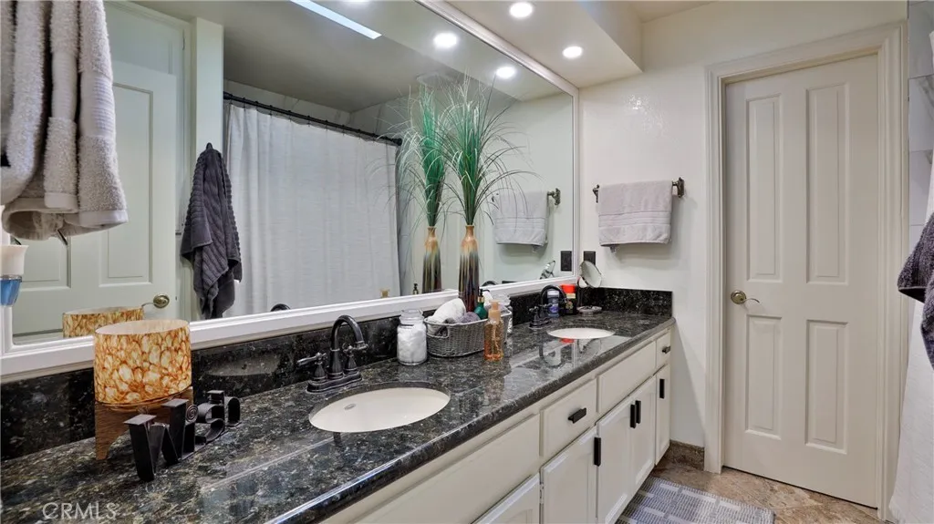12698 La Solana Drive, Redlands, California 92373 home-pic-31