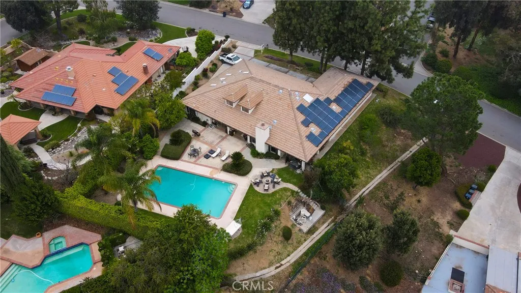 12698 La Solana Drive, Redlands, California 92373 home-pic-58