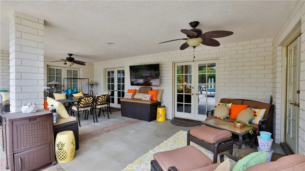 12698 La Solana Drive, Redlands, California 92373 home-pic-43