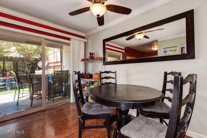 1112 Okapi Ln Ventura CA 93003-small-010