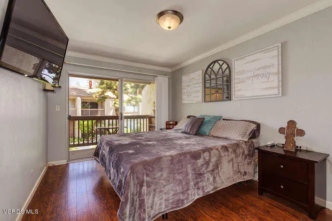 1112 Okapi Ln Ventura CA 93003-small-015