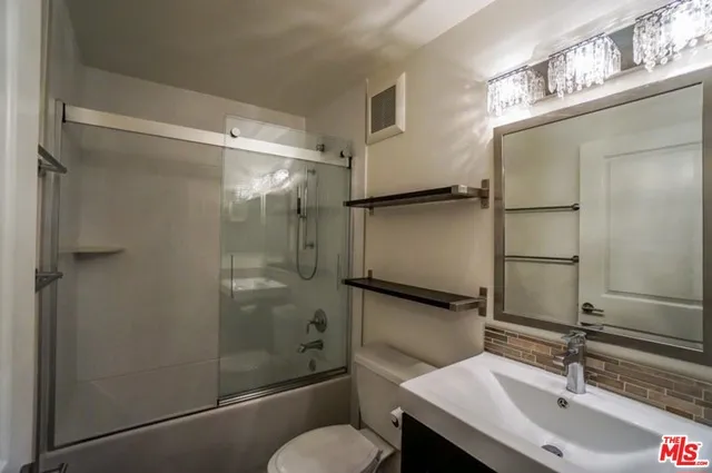 600 W 9th Street 1116, Los Angeles, California 90015