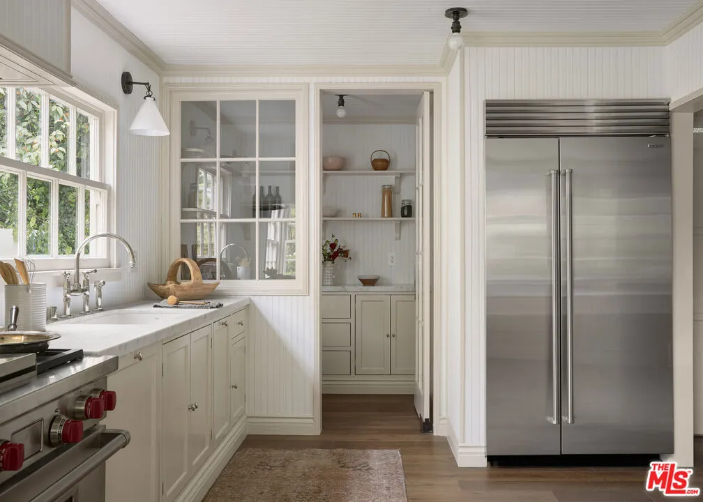 3372 Ley Drive, Los Angeles, California 90027 home-pic-14