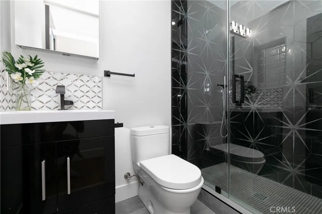 4651 Los Patos Avenue, Huntington Beach, California 92649 home-pic-36