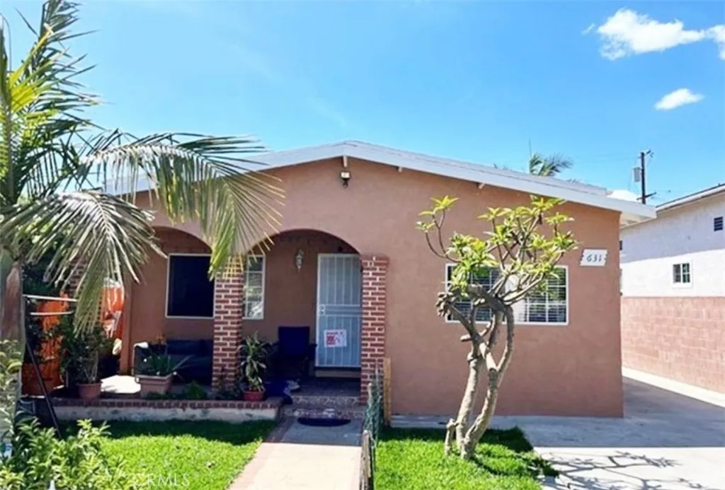 629 Eastmont Avenue, East Los Angeles, California 90022, ,Residential Income,For Sale,Eastmont,DW25073698