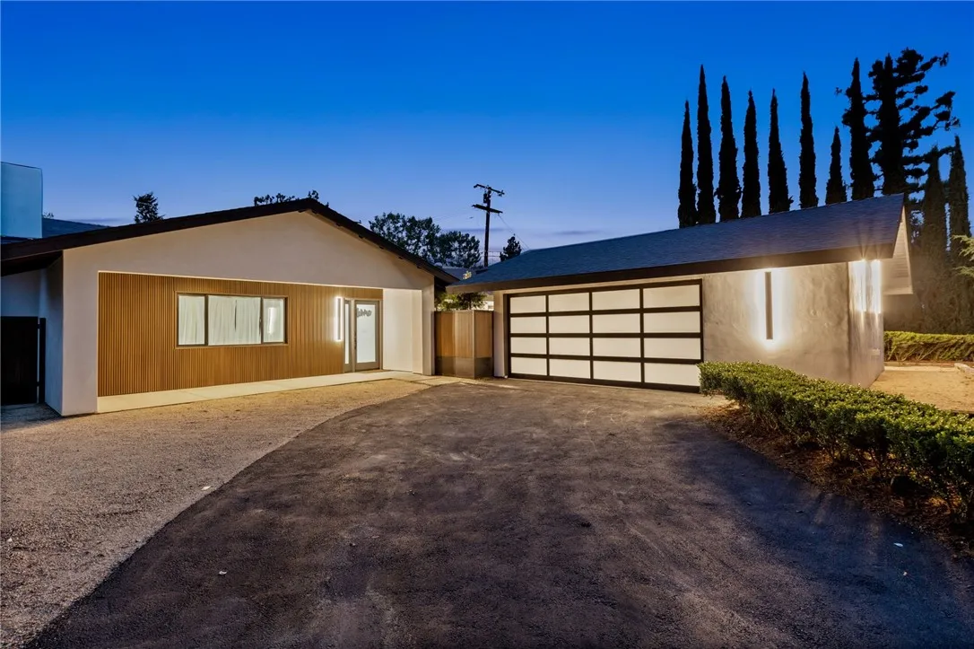 211 Deborah Court, Upland, California 91784 home-pic-54