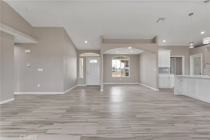 10399 Fifth Avenue, Hesperia, California 92345